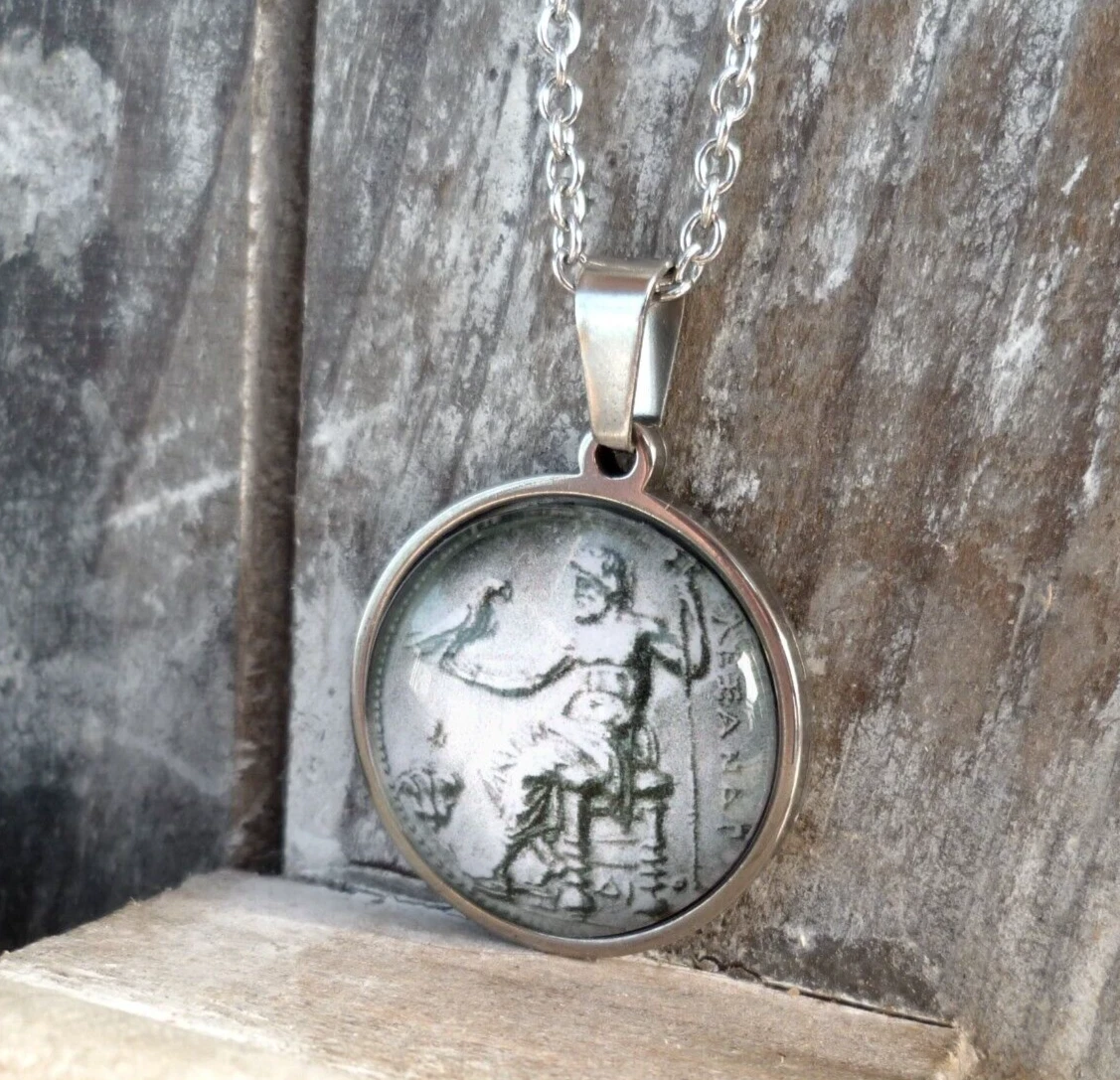 Orecchini pendenti in argento Boho con rubino e corindone, placcati in oro sterling 925, pietre preziose rosse, gioielli artigianali in filigrana vittoriana, realizzati a mano - Italia Orecchini pendenti in argento Boho con rubino e corindone, placcati in oro sterling 925, pietre preziose rosse, gioielli artigianali in filigrana vittoriana, realizzati a mano - Italia