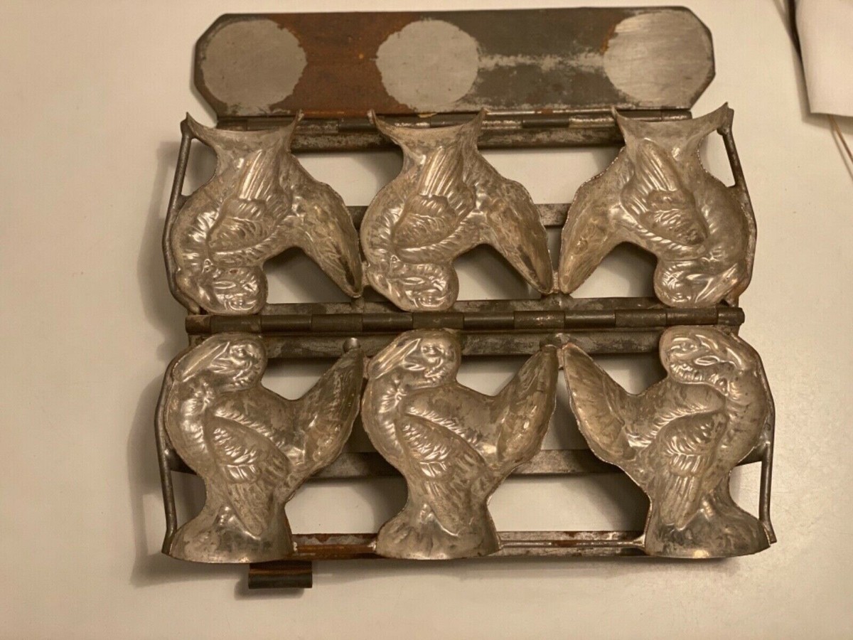 Metal Rabbit Chocolate Mold (US2) Metal Rabbit Chocolate Mold (US2)