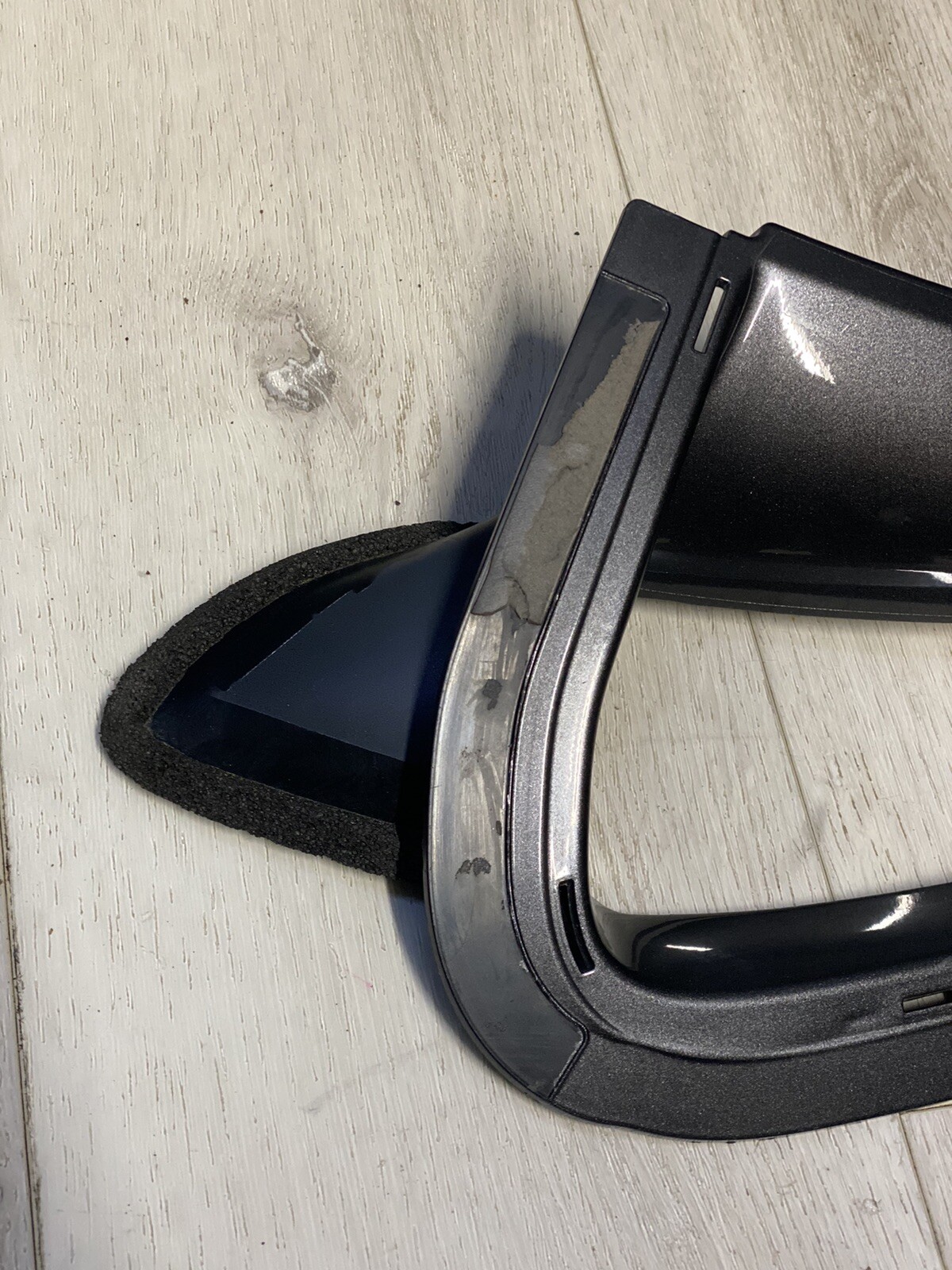 MCLAREN 720S FRONT BUMPER RIGHT PASSENGER SIDE AIR INLET DUCT VENT MOULDING OEM