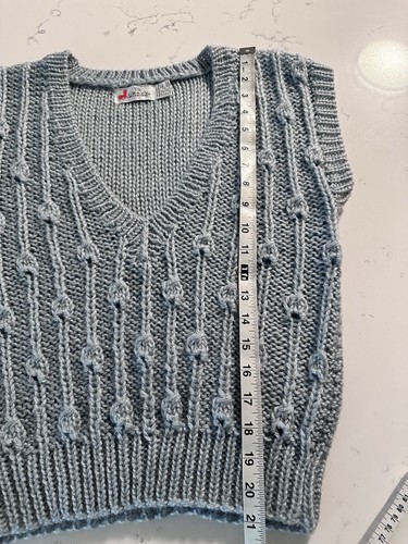 Vtg Riki For Crazy Horse Sweater Vest Gray Chunky Cable Knit V-Neck Preppy 90s M - Picture 17 of 17