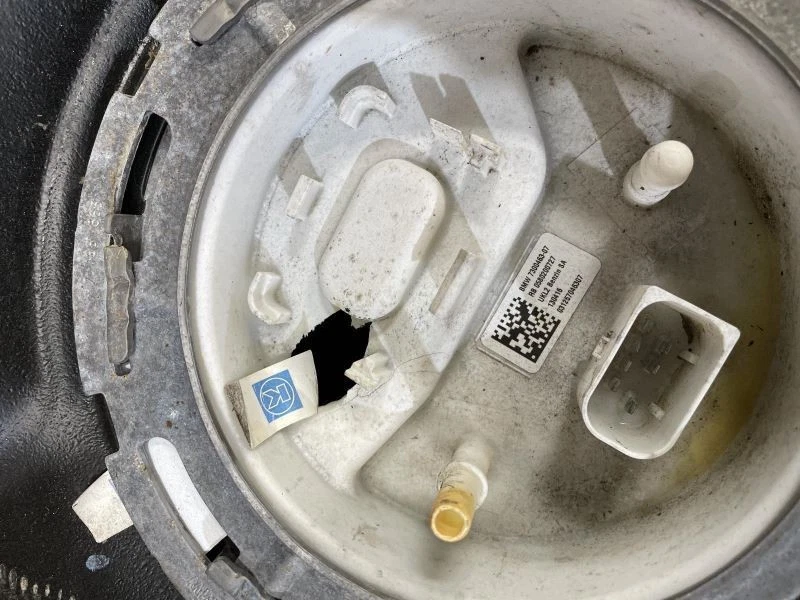 (LOCAL PICKUP ONLY) Fuel Tank Fits 16-22 BMW X1 1838994 - Image 3 of 4