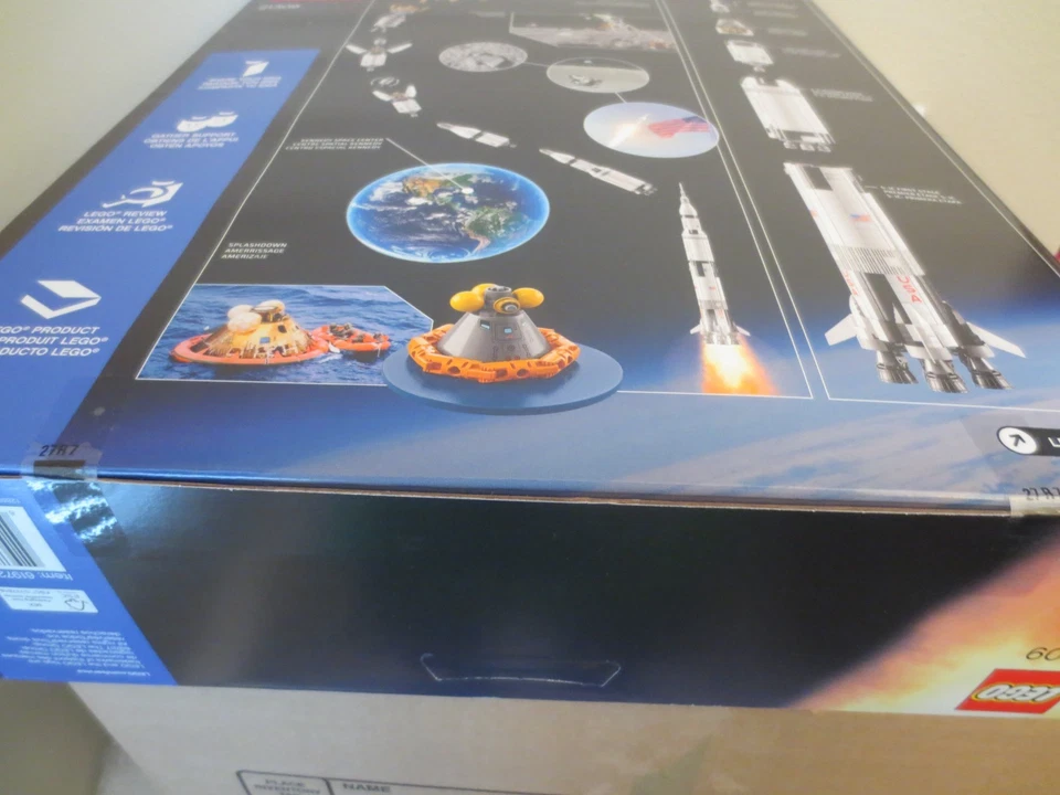 LEGO Ideas Nasa Apollo Saturn V 21309 Building Kit-EXCELLENT CONDITION - Image 4 of 4