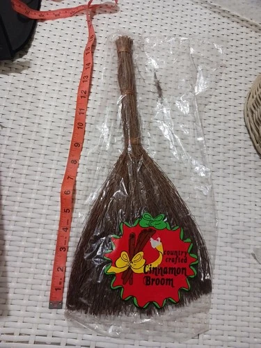NiP Cinnamon Broom 16 Inches