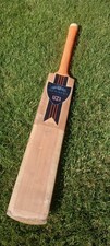Newbery Uzi Player Cricket Bat. Adult SH - 2lbs 10oz - 50mm edge