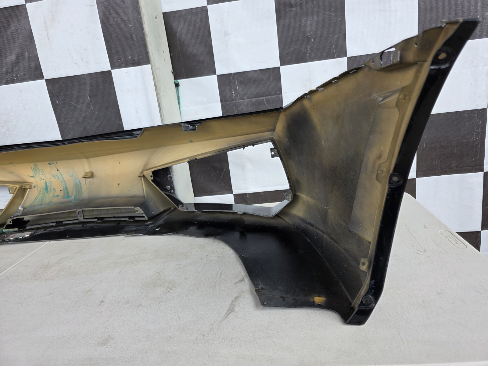 Lamborghini Gallardo LP570 Front Bumper Used Oem 400807437C