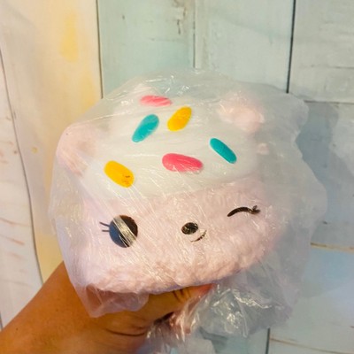 Num Noms Sprinkle Smoosh Cake