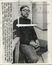 1974 Press Photo Rodney Adams arrested in Olympia, Washington for child theft