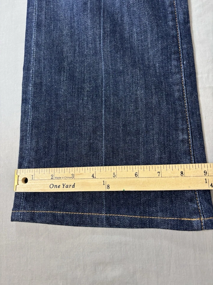7 For All Mankind Jeans Men's Denim Dark Wash Relaxed 32x31 Bootcut Distressed - Image 3 of 4