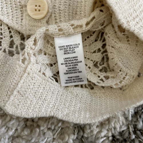 En Creme Beige Button Up Top Cover Up S-M See Through Floral Crochet Stitch. - Picture 16 of 16