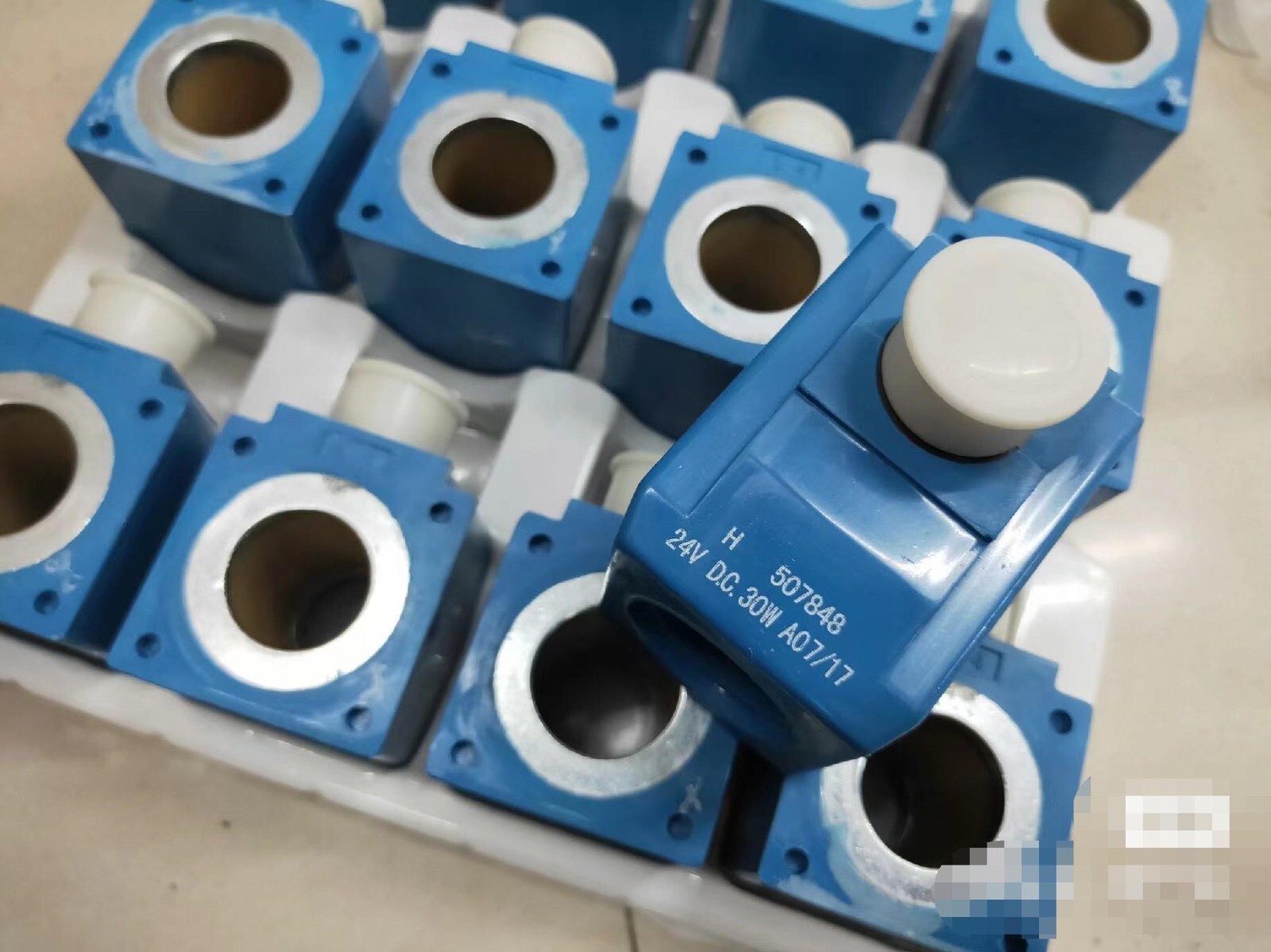 10pcs NEW NH507848 24VDC 30W coil By DHL or FedEx #V2IN CH