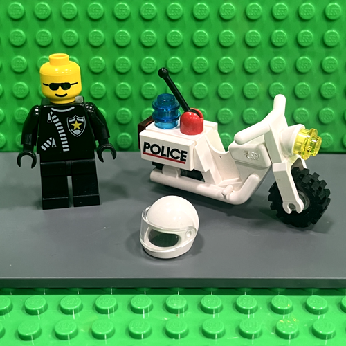 Lego Motorcycles for Minifigures: Police Dirt Bike Sport Cruiser ATVs - UPDATED - Picture 263 of 290