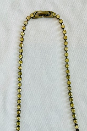 Vintage Cup Chain Graduated Round Clear Rhinestone 15.5" Necklace - Picture 8 of 8