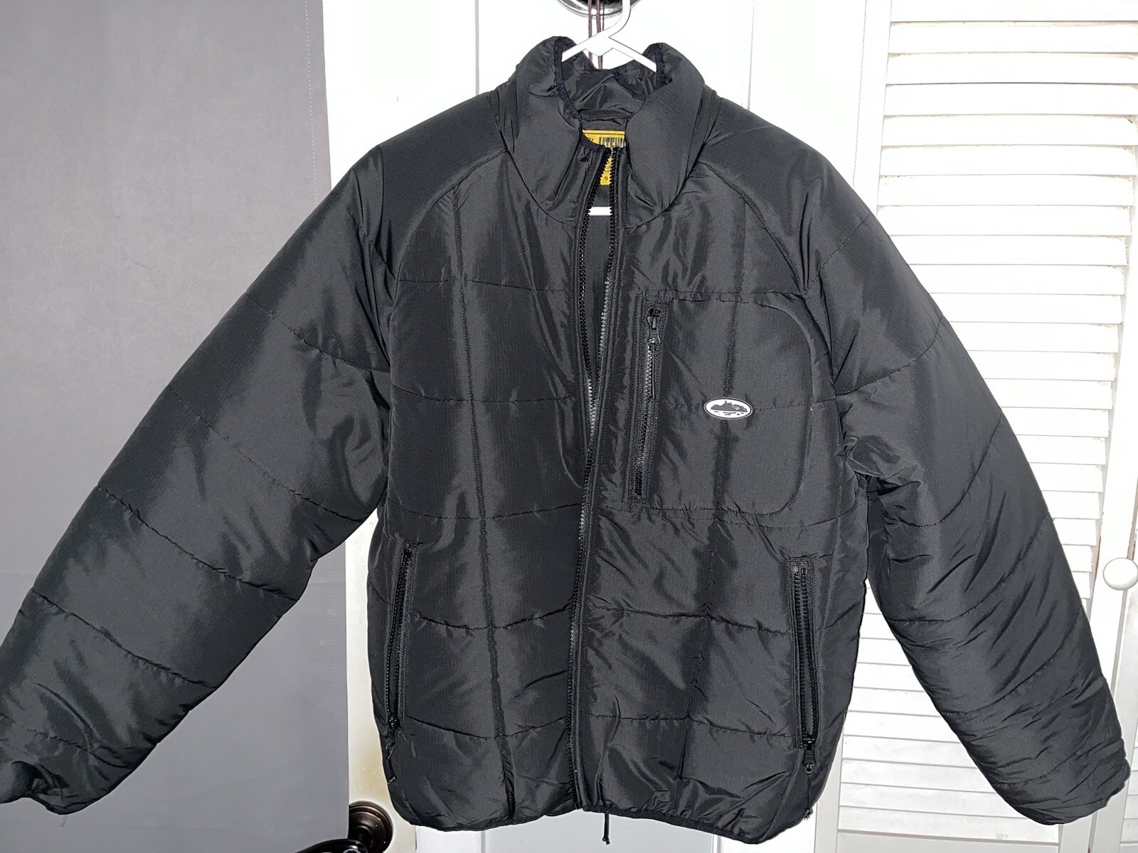 Corteiz Bellic Insulated Jacket Preloved – FLUF Corteiz Bellic Insulated Jacket Preloved – FLUF