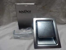 Southco Metal Push to Close Latches 64-10-301-40