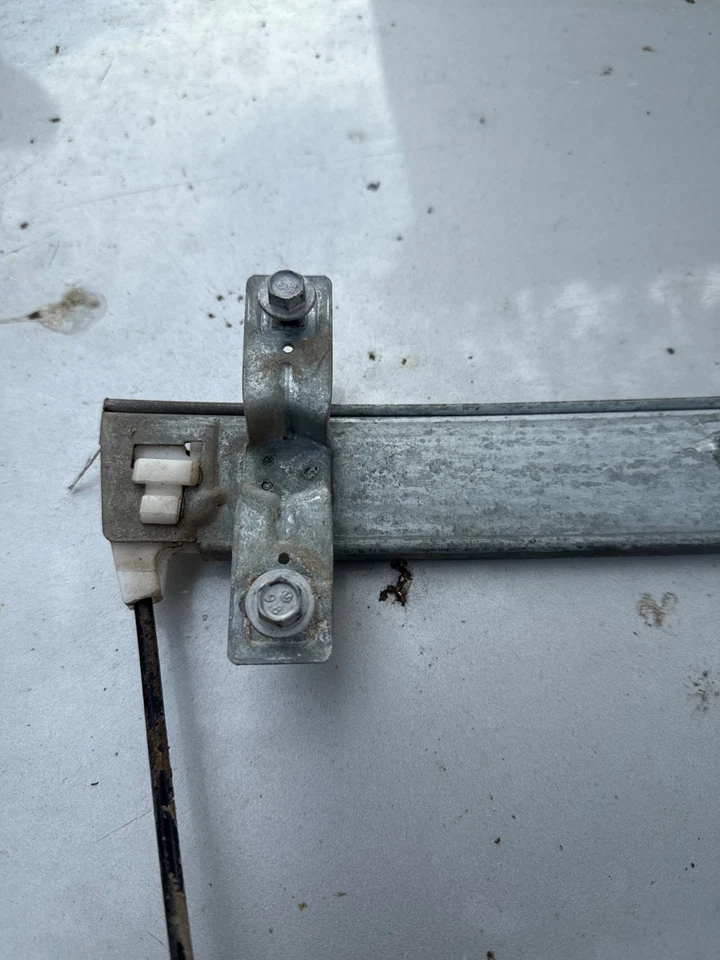 Chevrolet Impala LH 2000 2001 2002 2003 2004 2005 conductor regulador ventana trasera Foto 2 de 4