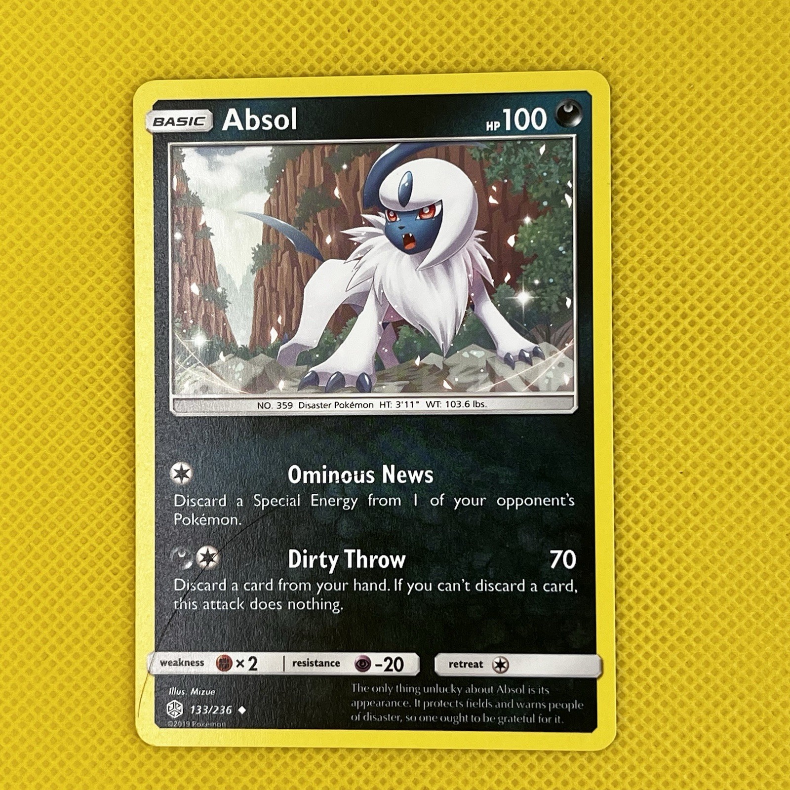 Absol 133/236 Uncommon Cosmic Eclipse Pokemon Card NM