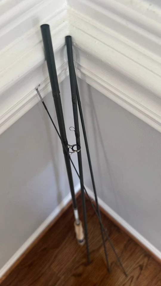 Orvis Helios F Fly Rod 11’ 3wt 4 piezas + tubo y calcetín - excelente estado Foto 2 de 4