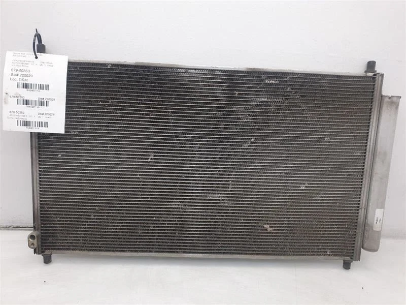 CONDENSADOR 12 13 14 15 16 17 18 TOYOTA PRIUS C 1,5 L AC  Foto 2 de 4