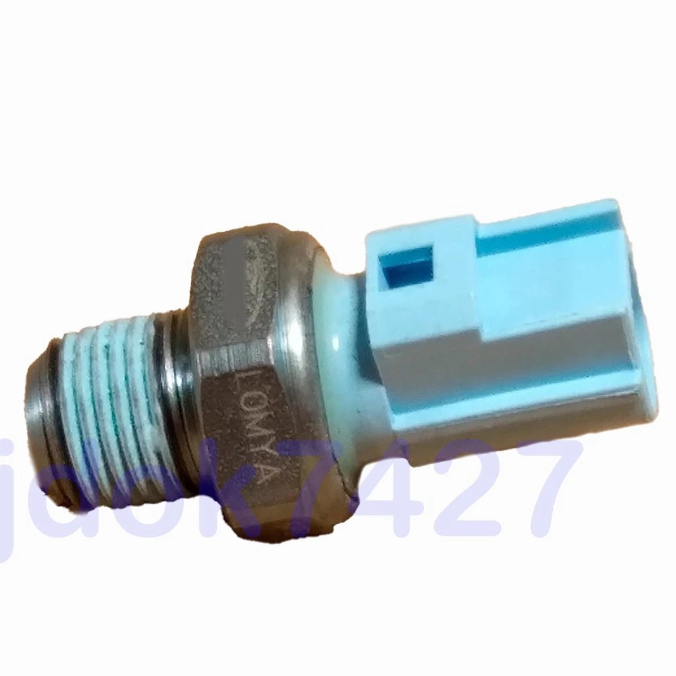 Sensor interruptor de presión de aceite LR151395 apto para Land Rover LR3 4.0 V6 2005-2007 Foto 2 de 4