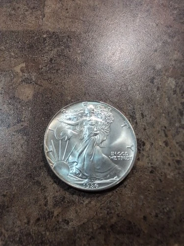 KEY DATE 1986 AMERICAN SILVER EAGLE 1 OZ. FINE SILVER DOLLAR