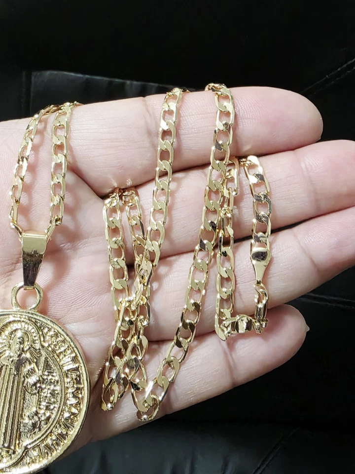 Dije de signo de dólar grande helado enchapado en oro y collar de cadena cubana helada a juego Foto 4 de 4