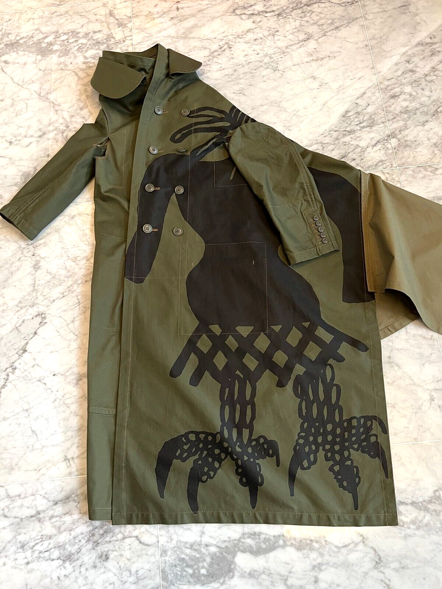 COMME DES GARCONS - WONDERLAND AW 2009 - KHAKI COAT w BLACK BIRD 