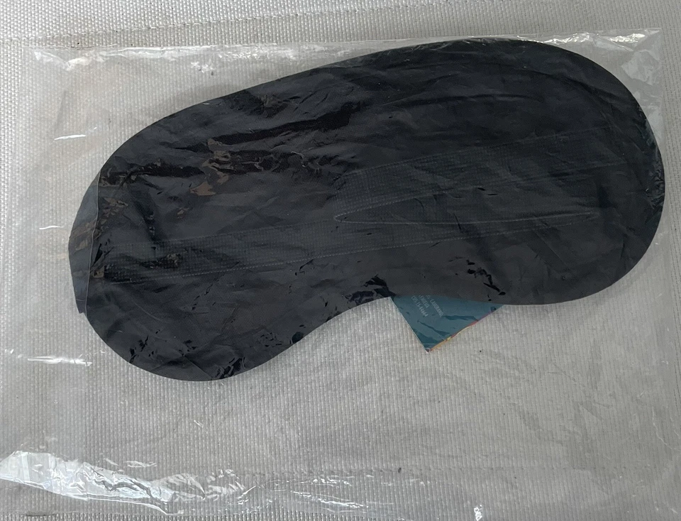 Hard to find Cirque du soleil la nouba Eye Mask Rare NEW - Image 2 of 2