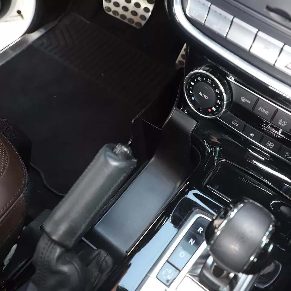 Caja de almacenamiento colgante consola central para Mercedes-Benz Clase G W463 G500 2013-2018 Foto 4 de 4