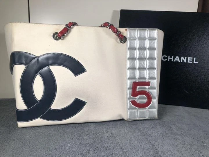 CHANEL チョコバーベスト -
