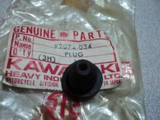 1973-79 KAWASAKI KD MC1 80 100  REAR FENDER RUBBER DAMPER  NOS OEM 92074-034