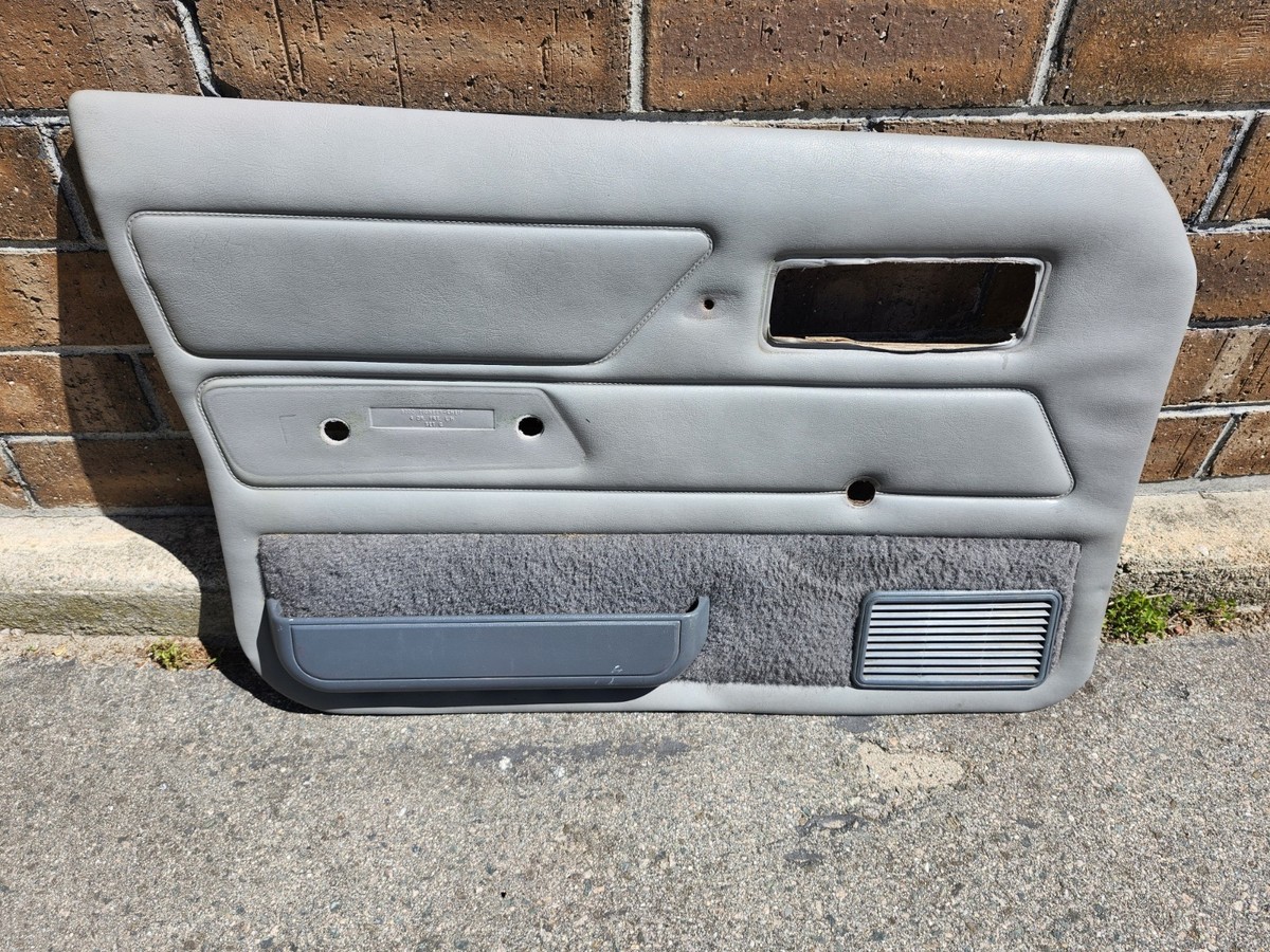 84-96 Jeep Cherokee XJ 4 Door Driver Passenger Interior Door Panel
