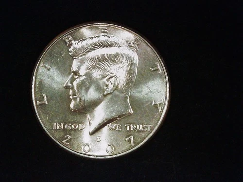 2007-D Kennedy Half Dollar AU+++ (1). Free Shipping!