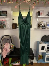 Fashion Nova Green Dress Size Medium Women's
