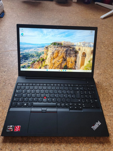 Lenovo ThinkPad E595 / Ryzen 3 3200U / 8GB RAM / 250GB SSD / Win11 / Akku ok
