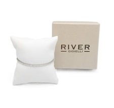 Bracciale "tennis" da donna realizzato in oro bianco 18 kt e diamanti da 2.96 ct