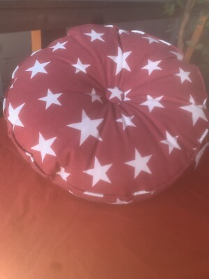 Red Pillows With White Stars 