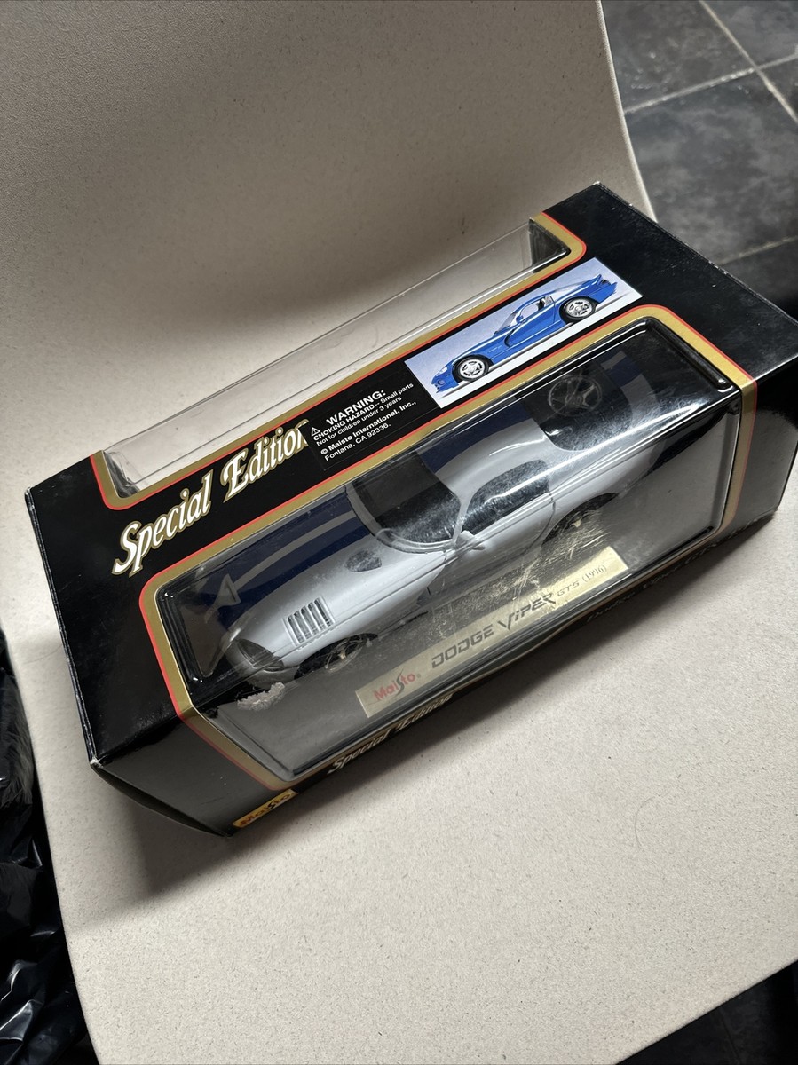 Maisto 1:18 DODGE VIPER GTS-R 1997 Special Edition White/Blue NIB