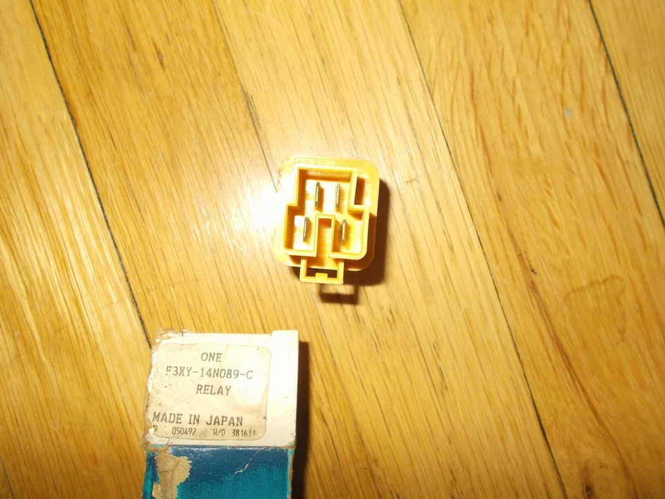 Relé de bocina Mercury Villager 1993 1994 nuevo de lote Foto 2 de 2