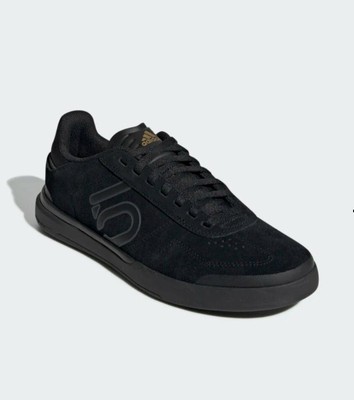 adidas sleuth