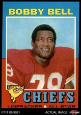 1971 Topps #35 Bobby Bell Chiefs HOF 3 - VG