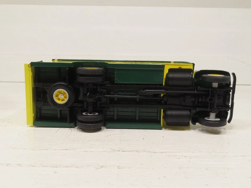 First Gear 18-1471 1957 R-200 Mayflower Transit LN  - Image 4 of 4