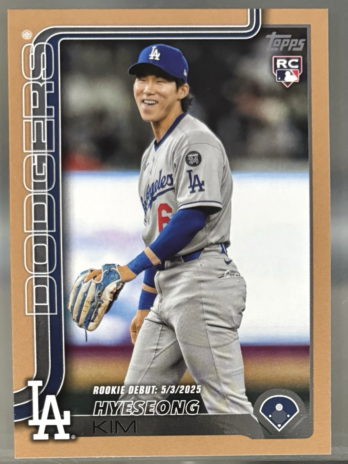 HYESEONG KIM 2025 Topps Update RC /2025 Gold Border Rookie Debut Dodgers