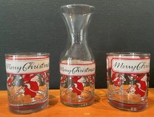 2 SANTA Christmas GEORGES BRIARD Drinking Glasses Carafe Rocks Barware Vintage