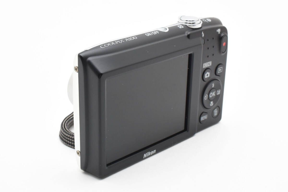 READ Nikon COOLPIX A100 Compact Digital Camera - silver 0434