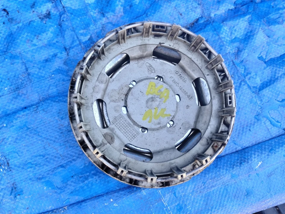 Calota central 1992 Mercury Grand Marquis 15" aro de roda de liga leve muito bom estado - Imagem 4 de 4