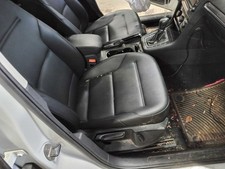 Local Pickup Only Passenger Right Front Seat Leatherette Fits 15-21 Golf 72347