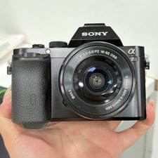 Sony Alpha A7 24.3MP Full Frame Mirrorless Digital Camera 16-50mm Lens Black