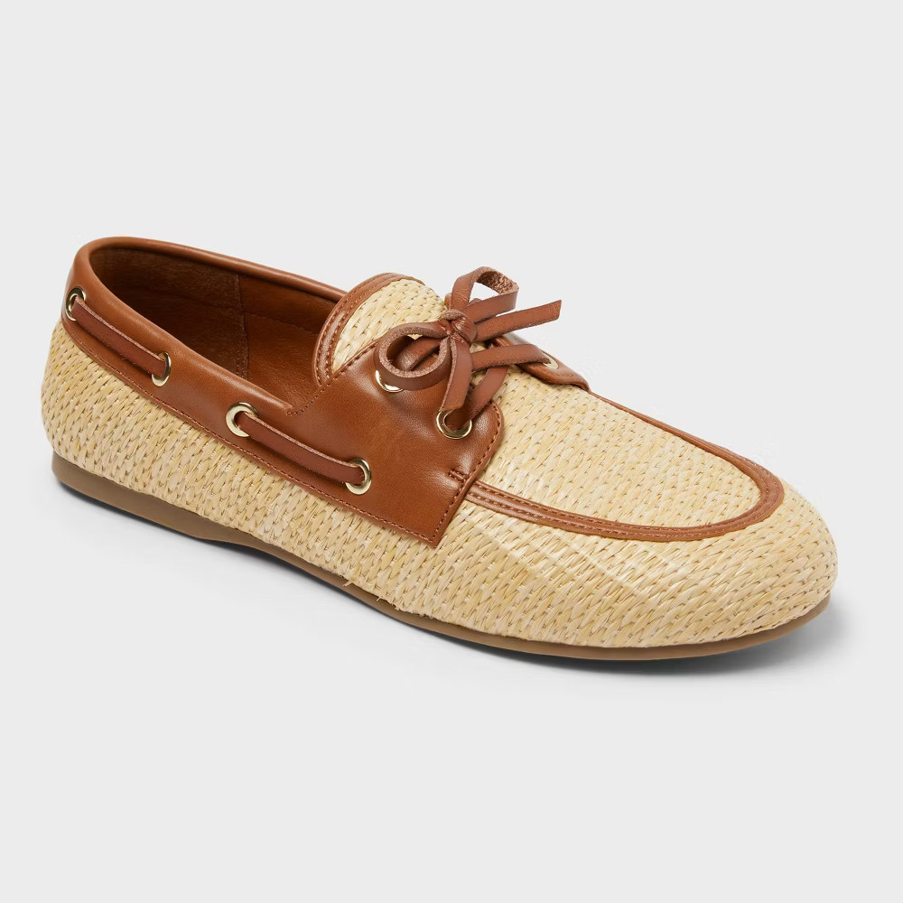 Women s Midge Flats with Memory Foam Insole - Universal Thread Natural 9 2990₽