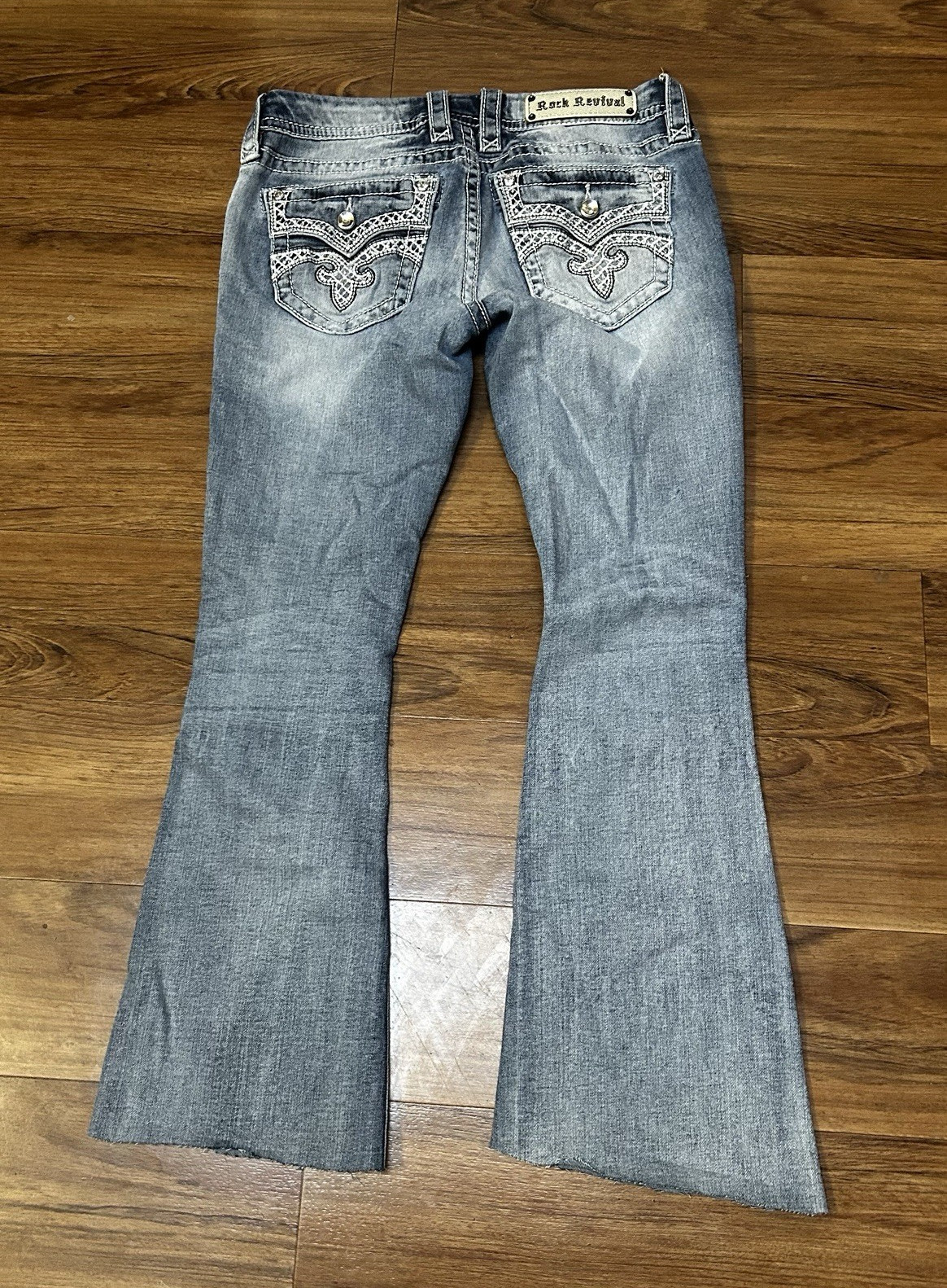 Rock Revival Women’s Sukara Flare light wash distressed jeans size 29 Y2K