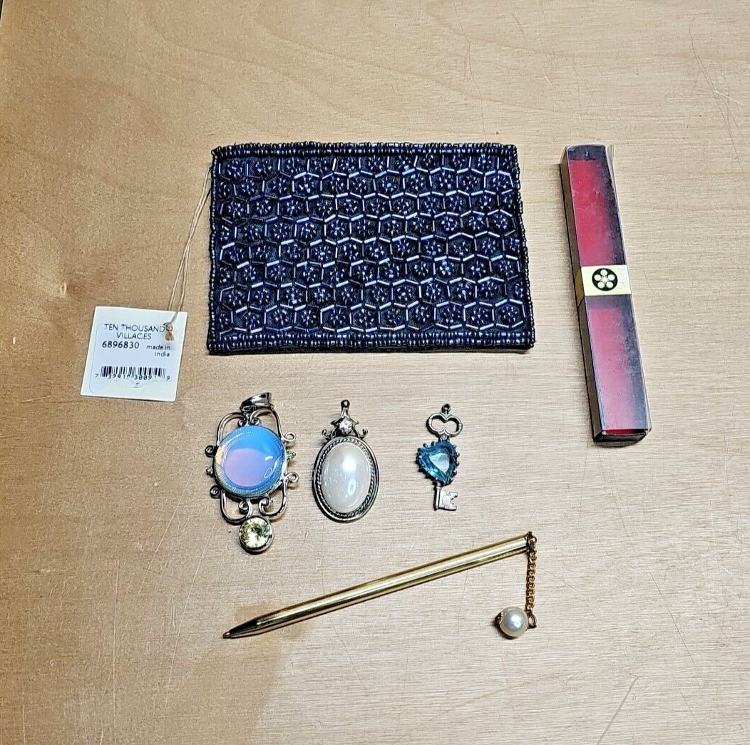 Vintage Costume Jewelry Lot  Pendants Silver Tone & Pen W/Bead Chain  Beaded Bag View 2